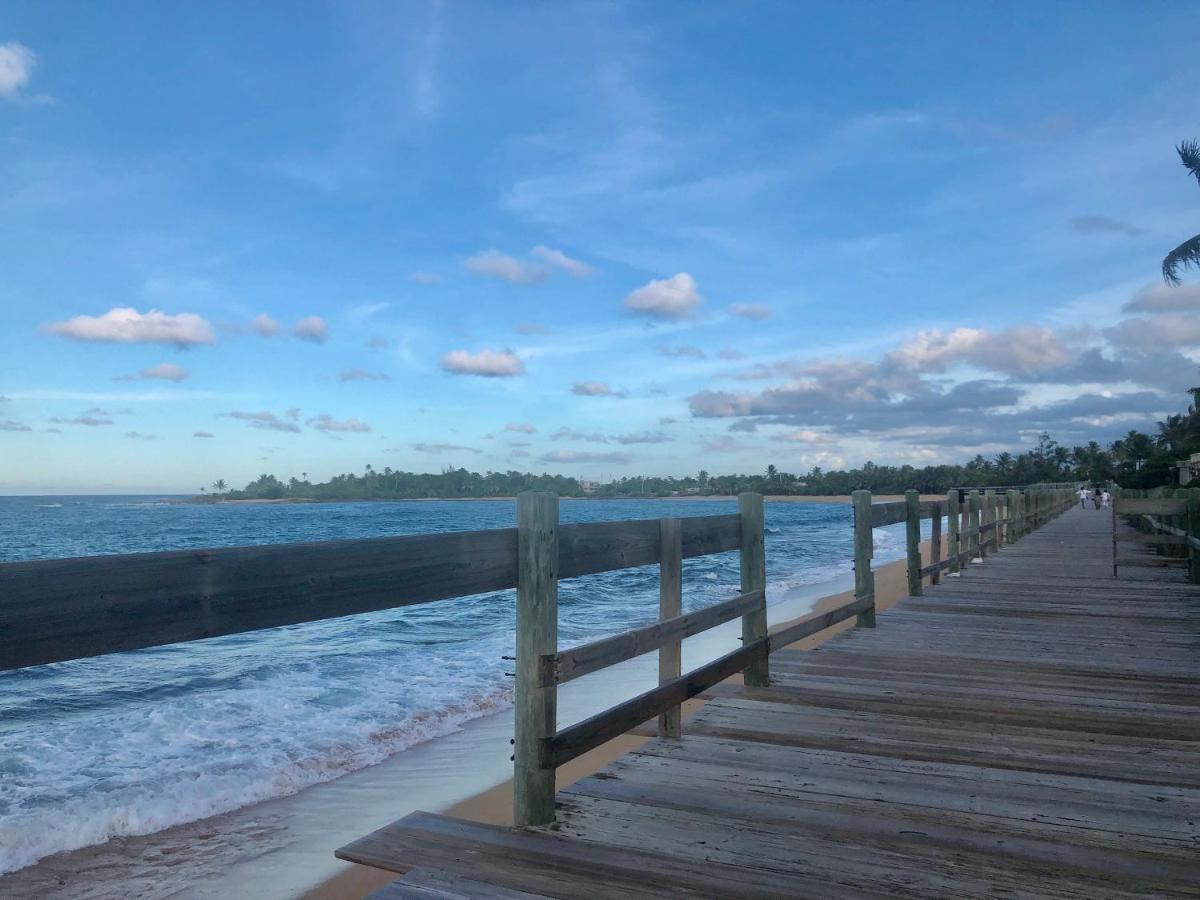 The Beach Guesthouse Pinones Luaran gambar