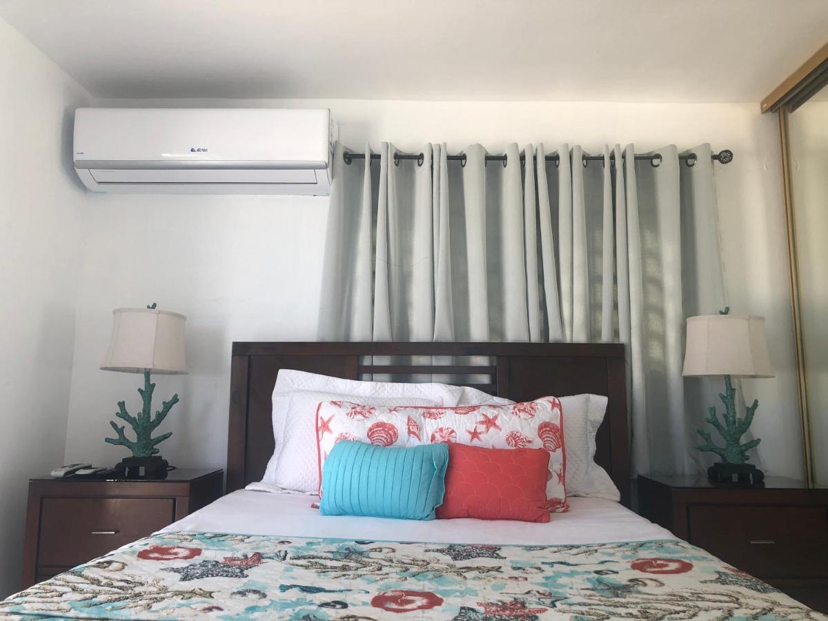 The Beach Guesthouse Pinones Luaran gambar